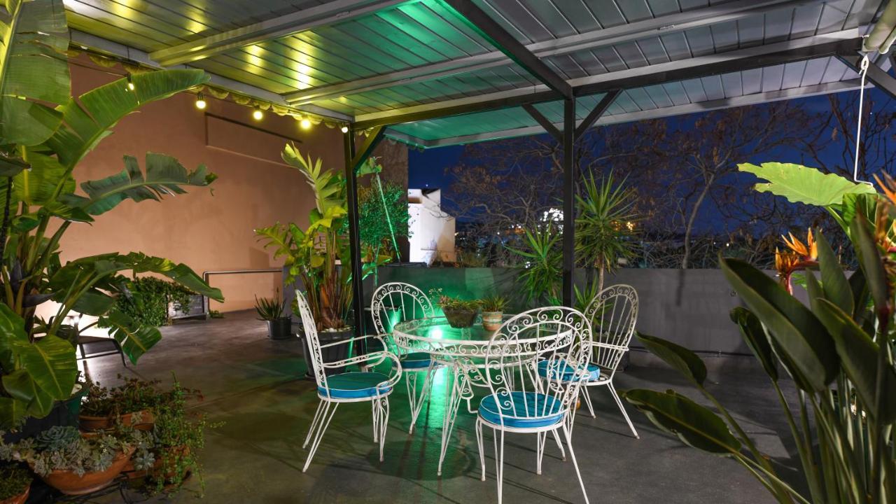 Monastiraki #Wallsfree Citycenter- Unspoiled Athens Apartments Atenas Exterior foto