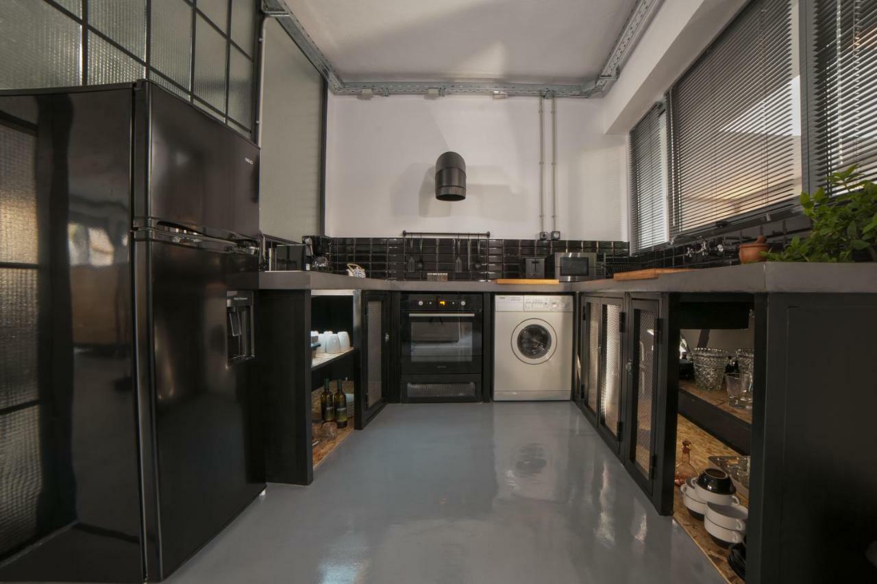 Monastiraki #Wallsfree Citycenter- Unspoiled Athens Apartments Atenas Exterior foto