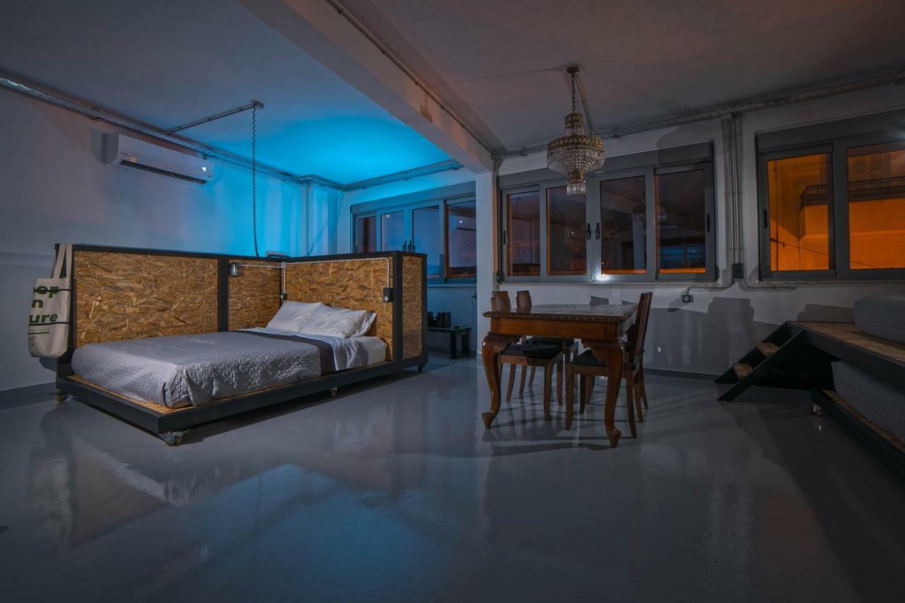 Monastiraki #Wallsfree Citycenter- Unspoiled Athens Apartments Atenas Exterior foto