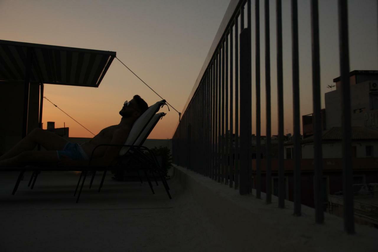 Monastiraki #Wallsfree Citycenter- Unspoiled Athens Apartments Atenas Exterior foto
