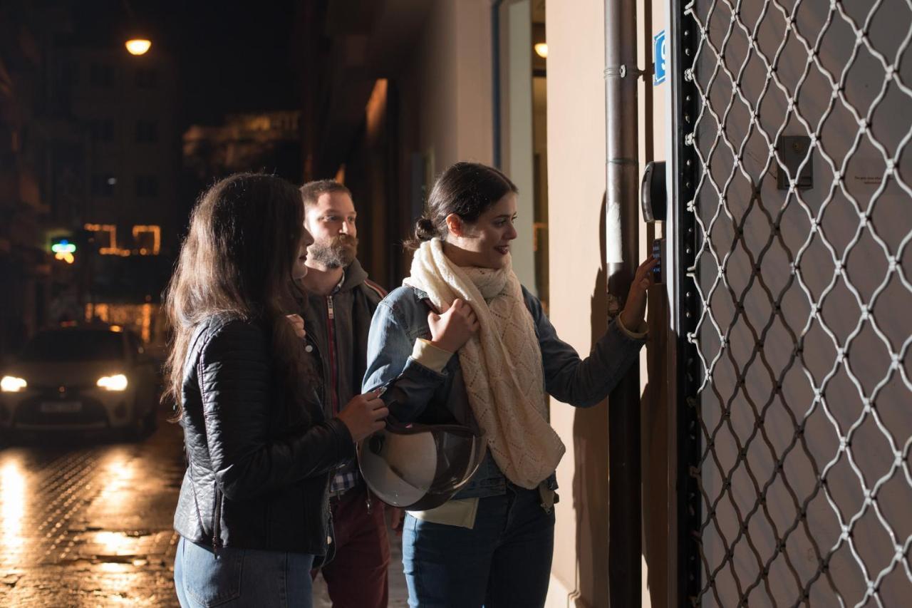 Monastiraki #Wallsfree Citycenter- Unspoiled Athens Apartments Atenas Exterior foto